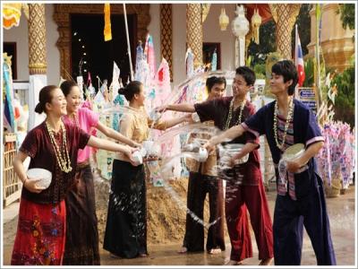 สวัสดีวันสงกรานต์ ปี 2555 สวัสดีวันสงกรานต์ ปี 2555